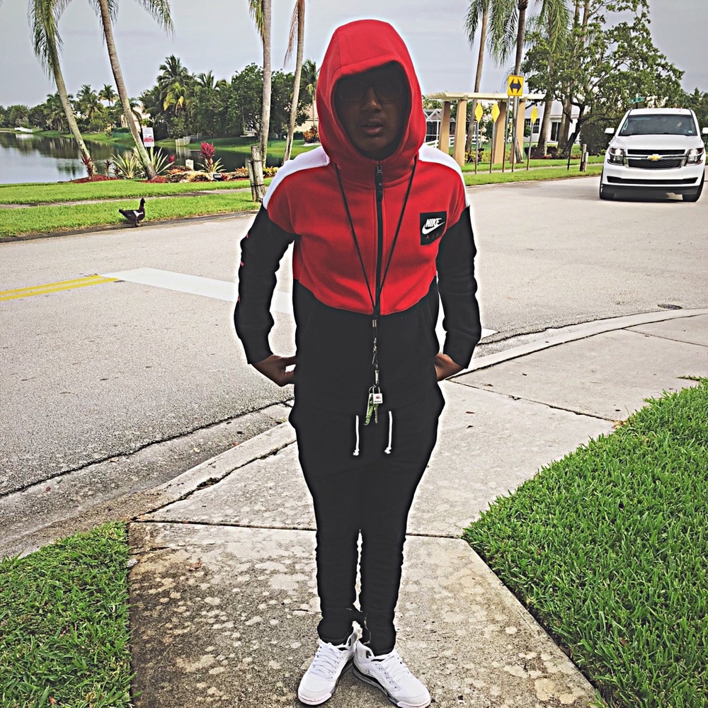 Meet your Posher, Anand